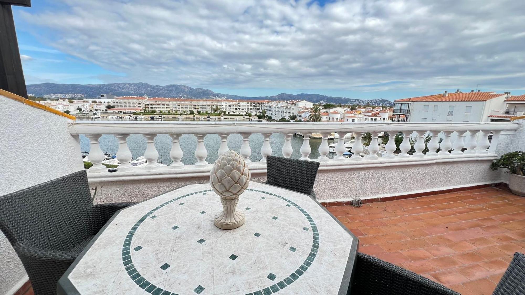 Apartamento Gran Lago Con Vistas Al Canal Empuriabrava Exteriör bild
