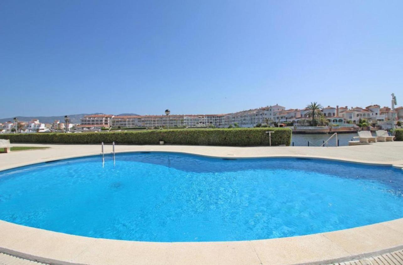 Apartamento Gran Lago Con Vistas Al Canal Empuriabrava Exteriör bild